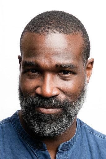 Foto: Tunde Adebimpe