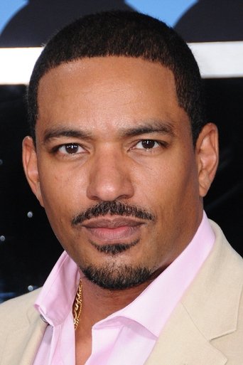 Foto: Laz Alonso