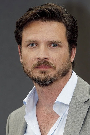 Foto: Aden Young